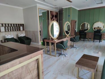 Digər kommersiya daşınmaz əmlakı: 28may metrosunun yaxınlığında yerləşən ümumi sahə 145 kv/m olan 5 — 10