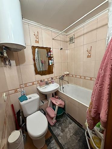 лумумбы: 3 комнаты, 58 м², Кудайберген авторынок 104 серия, 3 этаж, Косметический ремонт — 10