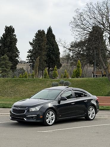 Chevrolet: Chevrolet Cruze: 1.4 l | 2015 il 245000 km Sedan — 3