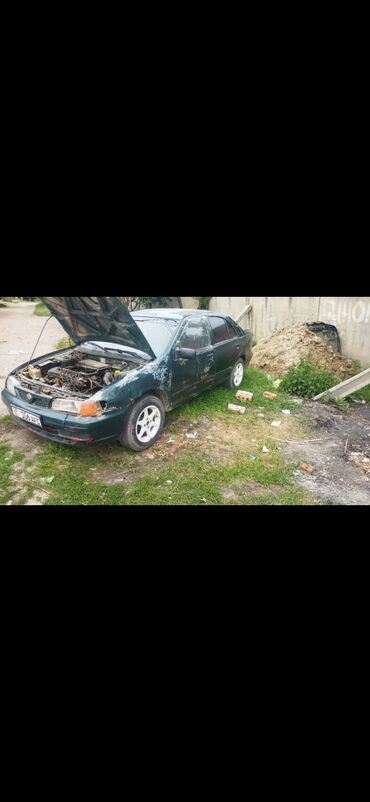 срочно срочно продаю: Nissan Almera: 1997 г., 1.5 л, Механика, Бензин, Седан