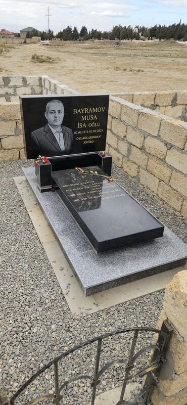 Başqa xidmətlər: ⁶:Mərmer qranitdən abidə işləri — 8