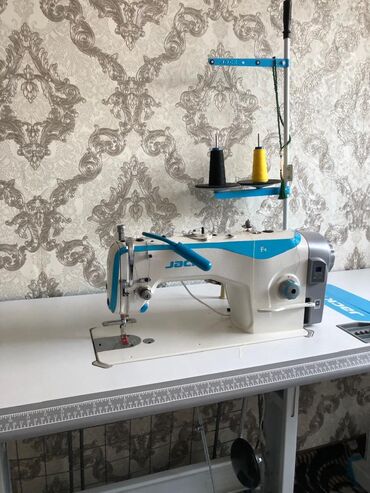 машинка швейная jack: Продам 2 швейные машины Телефон