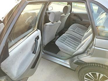 Volkswagen: Volkswagen Passat: 1991 г., 1.8 л, Механика, Бензин, Седан — 10