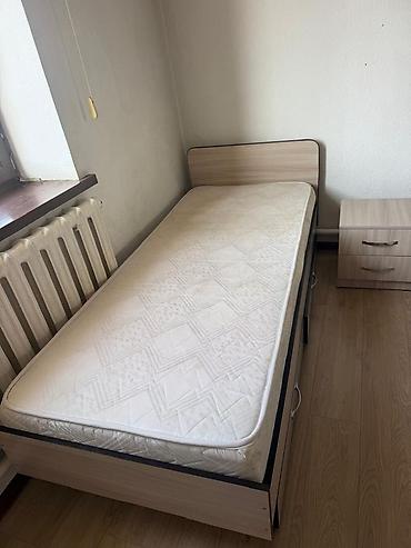 Спальные гарнитуры: Спальный гарнитур, Б/у, ДСП, Самовывоз, Платная доставка, цвет - Бежевый — 5
