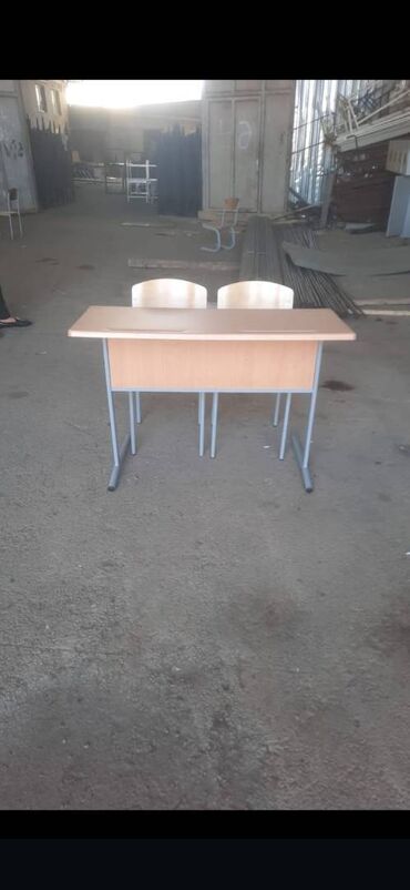 Uşaq masaları: Oğlan və qız üçün, Yeni, Siyirməsiz, Parta, Stullar ilə — 5