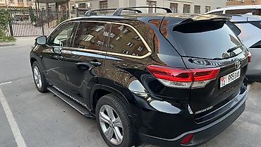 range rover evoque: Toyota Highlander: 2018 г., 3.5 л, Автомат, Бензин, Кроссовер — 4