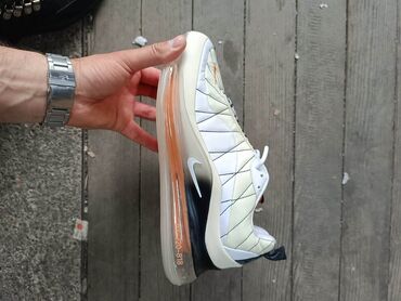 Women's Sneakers and athletic shoes: 46 — 25