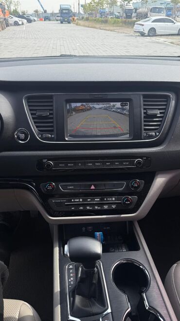 Kia: Kia Carnival: 2020 г., 2.2 л, Автомат, Дизель, Минивэн — 31