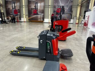 Погрузчики: Погрузчик, Вилочный — 4