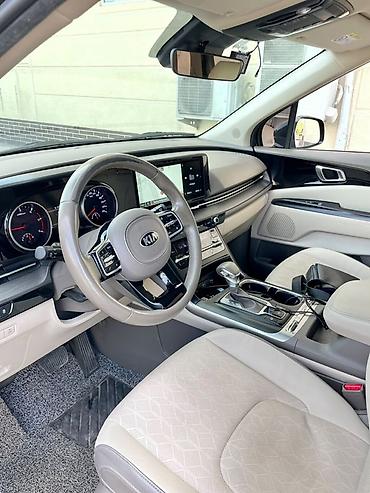 9: Kia Carnival: 2021 г., 2.2 л, Автомат, Дизель, Минивэн — 10