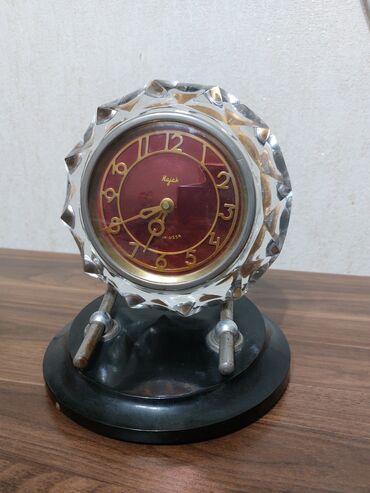 antika saat satışı: Qədimi saat (Mayak) Satılır.
İşlək vəziyyətdədir