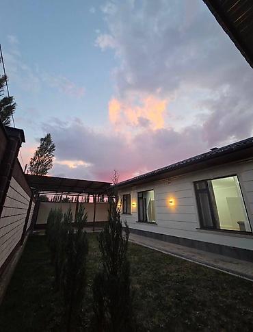 Продажа коттеджей и домов: ✨ Продаётся современный дом в селе Арашан 📍 Локация: с. Арашан — 9
