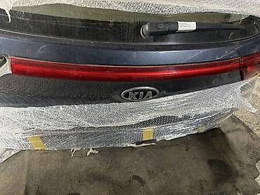 ql 380: Задний левый стоп-сигнал Kia 2018 г., Б/у, Оригинал, Корея — 1