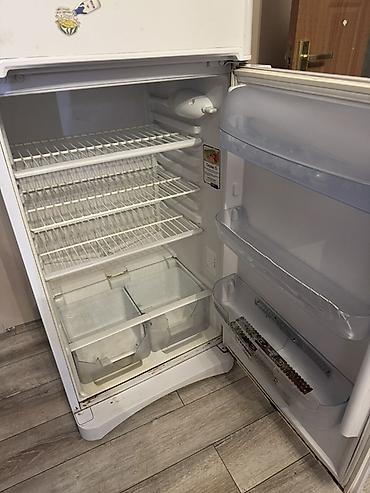 холодильники indesit: Холодильник Indesit, двухкамерный, белый - Классическая компоновка — 3