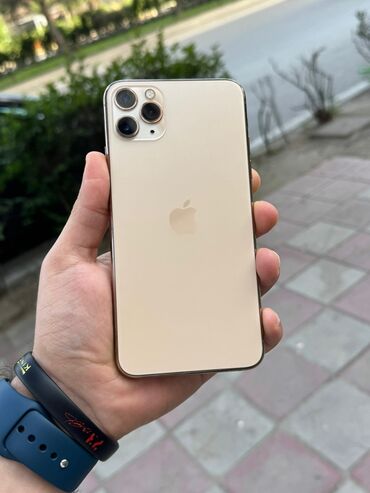 Mobil telefonlar: IPhone 11 Pro Max, 256 GB, Qızılı, Face ID, Simsiz şarj