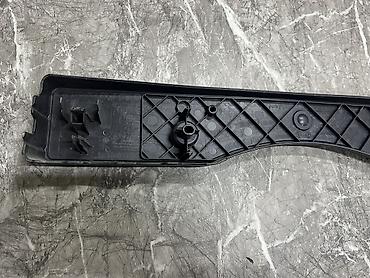 Другие детали кузова: Подномерник Камри 70 Комплектация: SE Для моделей: 2018г.в - — 6