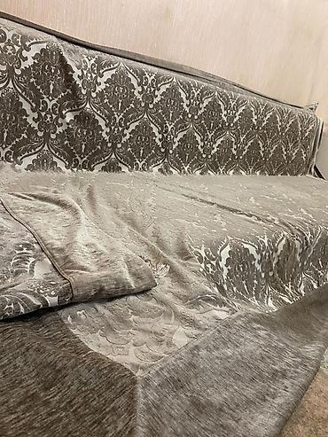xalca gence: Məhsul: Divan üçün örtük dəsti Bir divan, 2 ədəd kreslo örtüyü — 1
