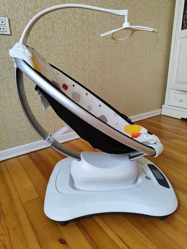 uwaq bezi: Müxtəlif istiqamətlərdə yellənir (şəkildə göstərilib), bəzi səsləri