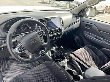 crv 2: Mitsubishi L200: 2023 г., Механика, Бензин, Пикап — 8