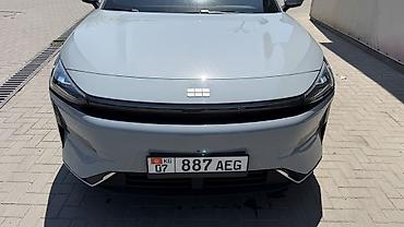 Geely: Geely Galaxy L6: 2025 г., 1.5 л, Вариатор, Гибрид, Седан — 10