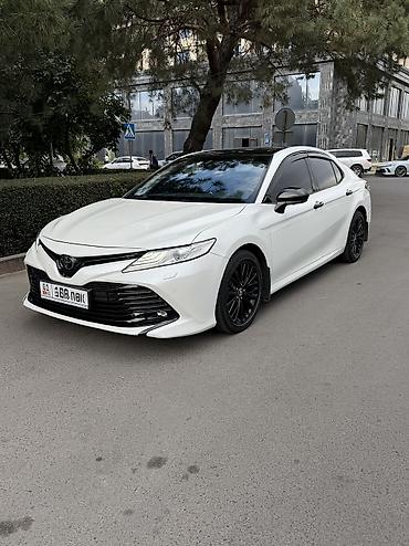 corolla 2018: Toyota Camry: 2021 г., 3.5 л, Автомат, Бензин, Седан — 2