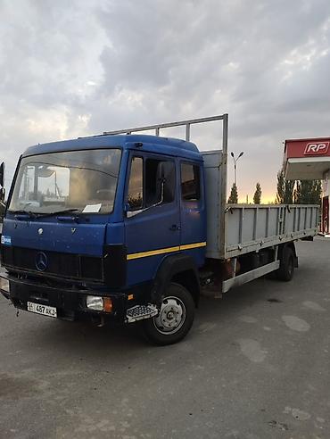 полтавка: Бортовой грузовик Mercedes-Benz (двухрядная кабина) - Тип: бортовой — 2