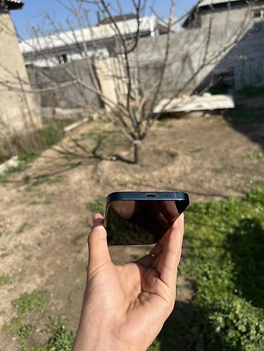 Apple iPhone: IPhone 13, Б/у, 128 ГБ, Midnight, 80 % — 14