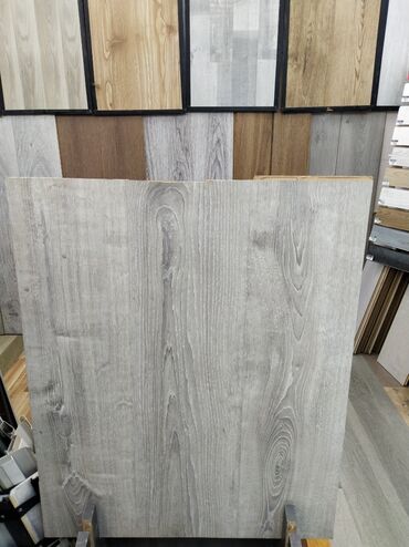 laminad: Laminat, Sinif - 32, Zəmanətsiz, Kredit yoxdur