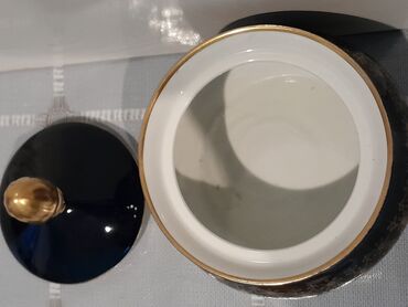 Digər dəstlər və servizlər: Qədimi qablar.Qiymətlər fərqlidir Başqa antik qablarda mövcuddur — 6