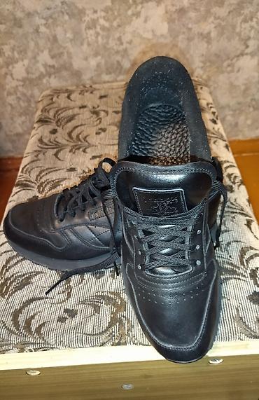classic: Кроссовки Reebok Classic, мужские, цвет черный - Материал верха — 1