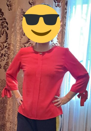 красная блузка: Блузка, Классическая модель, Однотонный