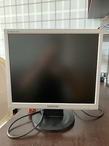 samsung 980: Samsung SyncMaster 720N LCD monitor - Ekran ölçüsü: 17 düym (5:4 — 1
