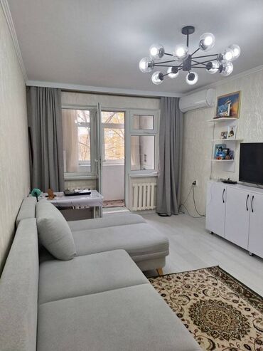 Продажа квартир: 2 комнаты, 45 м², 104 серия, 2 этаж, Евроремонт