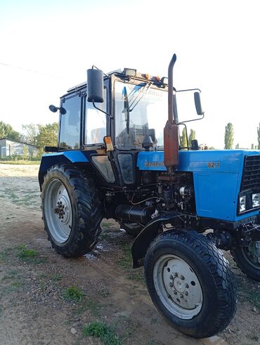 продам трактор мтз 82: Модель 82 экспорттук, Колдонулган, 2007 г., Башка агрегаттар менен трактор