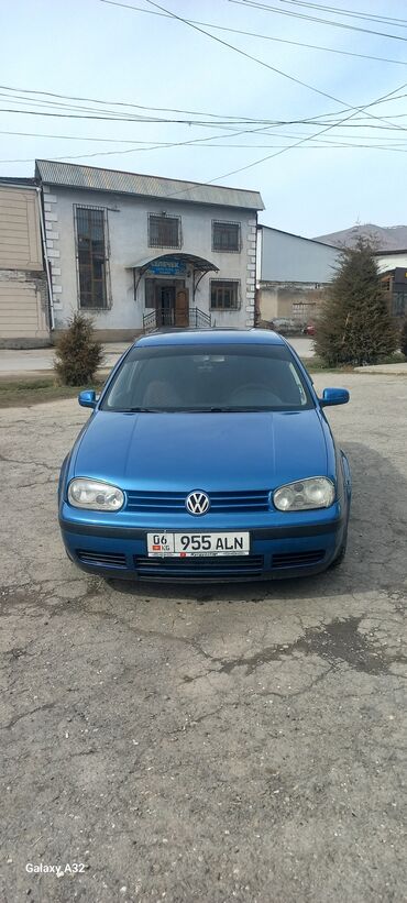 машина для гольфа: Volkswagen Golf: 2001 г., 1.4 л, Механика, Бензин, Хэтчбэк