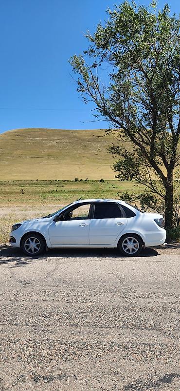 lada 2105: ВАЗ (ЛАДА) Granta: 2023 г., 1.6 л, Механика, Бензин, Седан — 5