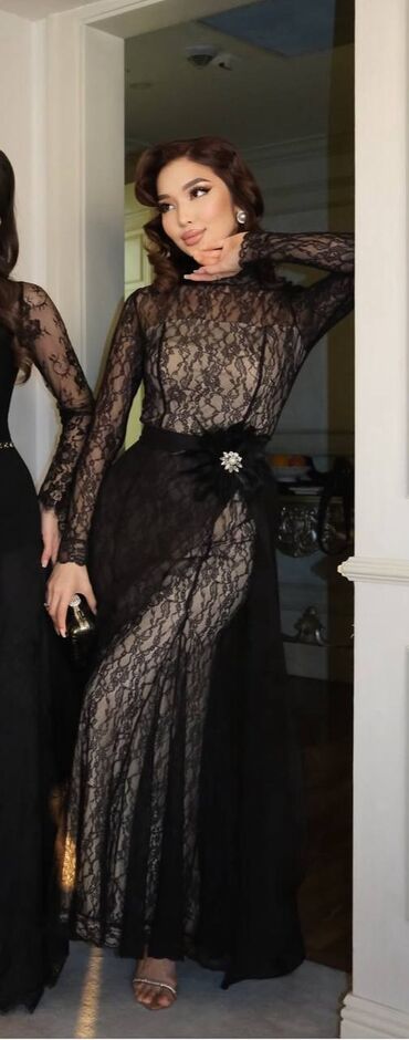 вечерние платья черное: Продаю платье новое,заказывала с Турции, размер не подошел, 38р