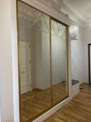 Mətbəx mebeli: İşlənmiş, 2 qapılı Düz dolab, Qarderob, paltar dolabı
