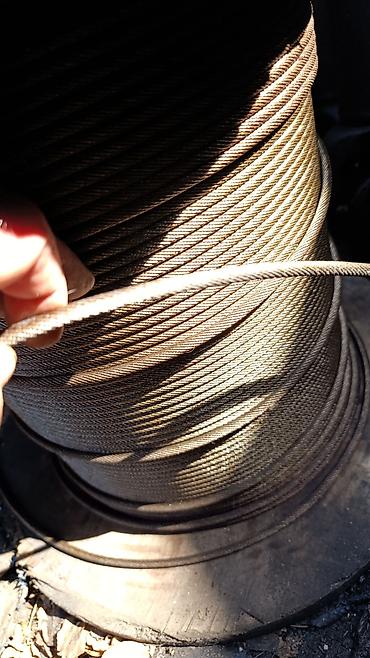 Metal troslar: Kabel çəkmək üçün parnik üçün sinklənmiş paslanmayan tros (polad tel — 4