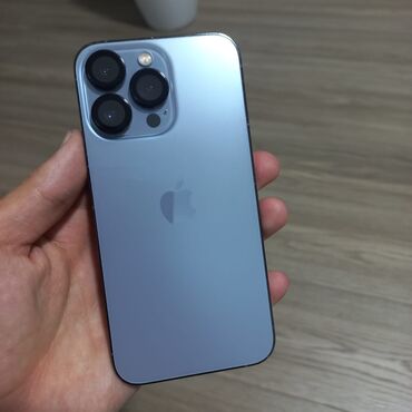 Apple iPhone: IPhone 13 Pro, Б/у, 128 ГБ, Синий, Зарядное устройство, Защитное стекло, Чехол, 85 %