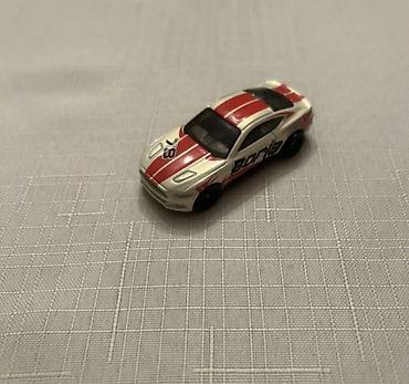 oyun rul seti: Hot Wheels die-cast model avtomobil – 2015 Ford Mustang GT — 1