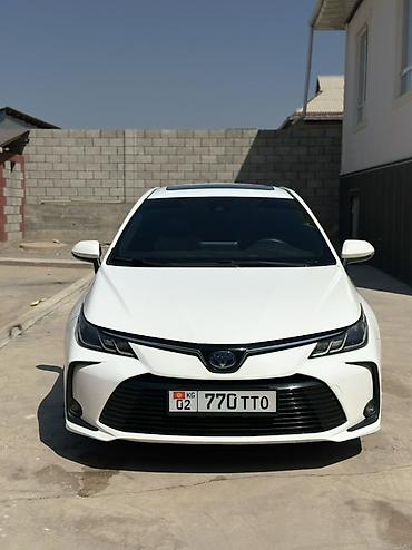 kia 2010: Toyota Corolla: 2022 г., 1.8 л, Автомат, Гибрид, Седан — 1