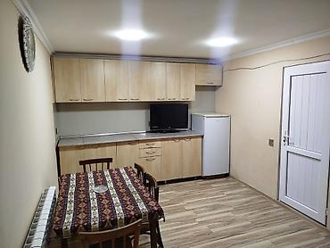 Günlük kirayə evlər: 60 kv. m, 2 otaqlı, Kombi, Qaz, İşıq — 5