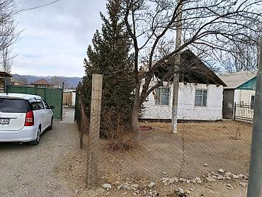 Продажа коттеджей и домов: Продаётся жилой дом Кочкорском районе с приусадебным участком — 1