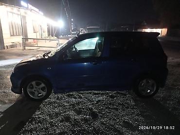 prado 200: Mazda Demio: 2003 г., 1.5 л, Автомат, Газ, Хэтчбэк — 4