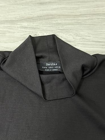 pull bear: Bershka, hm crop, Zara

Цена за одну вещь 200-300 сом, уточняйте — 2