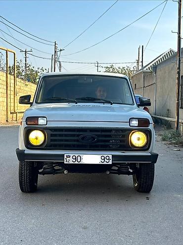 buggy satisi: VAZ (LADA) 4x4 Niva: 1.7 l | 2009 il 93000 km Ofrouder/SUV — 1