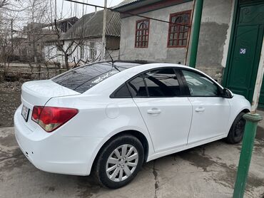 Chevrolet: Chevrolet Cruze: 2014 г., 1.6 л, Механика, Бензин, Седан