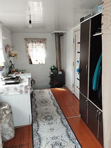 Продажа коттеджей и домов: Дом с участком. - Одноэтажный жилой дом с двускатной крышей и — 5