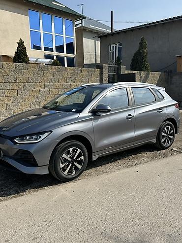 BYD: BYD E2: 2025 г., 10 л, Автомат, Гибрид, Кроссовер — 2